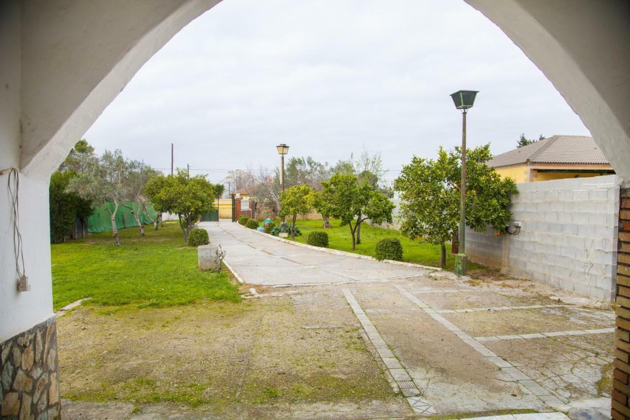 Chalet Piscina Jakuzzi Sevilla Hacienda de Tarazona Екстер'єр фото